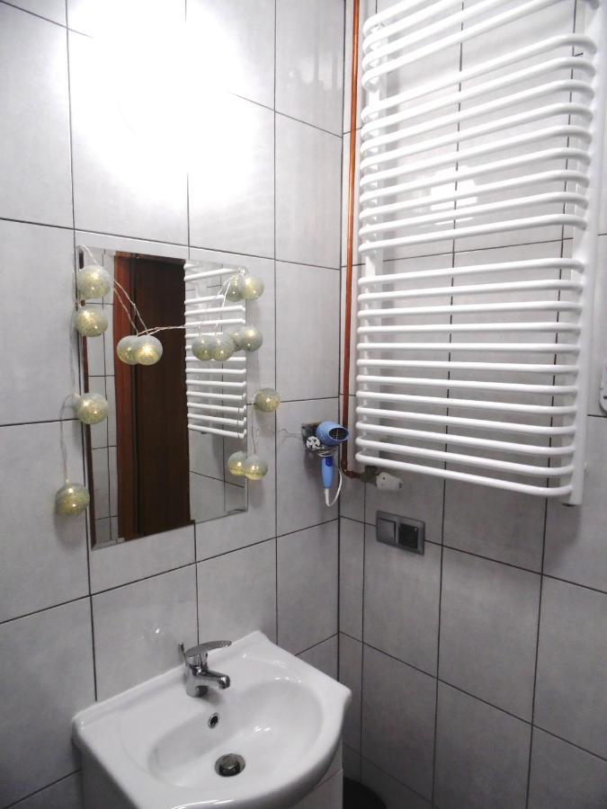 Apartament Orchidea Krasków Exterior foto