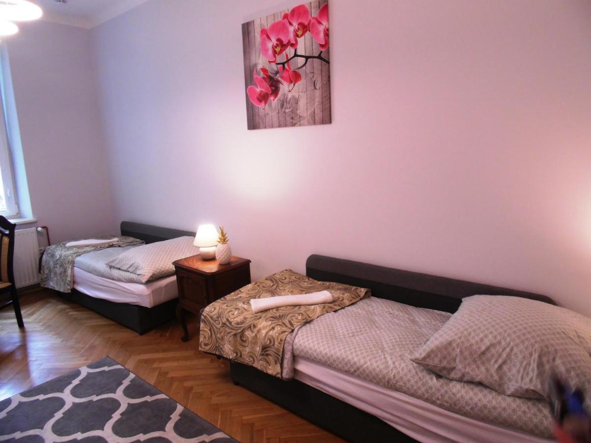 Apartament Orchidea Krasków Exterior foto